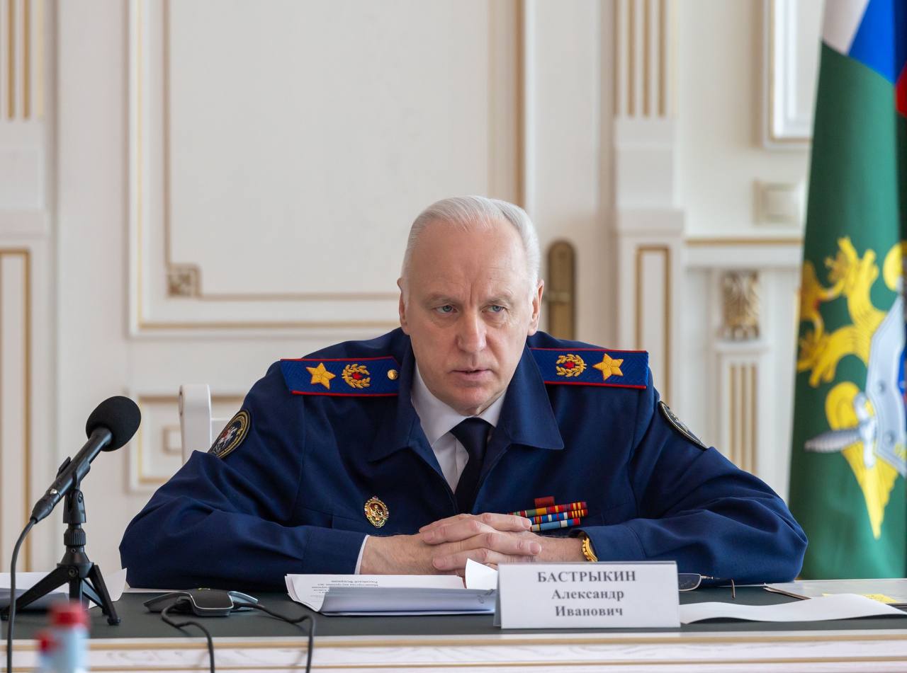 Бастрыкин взял под контроль дело об избиении школьницы в Бийске