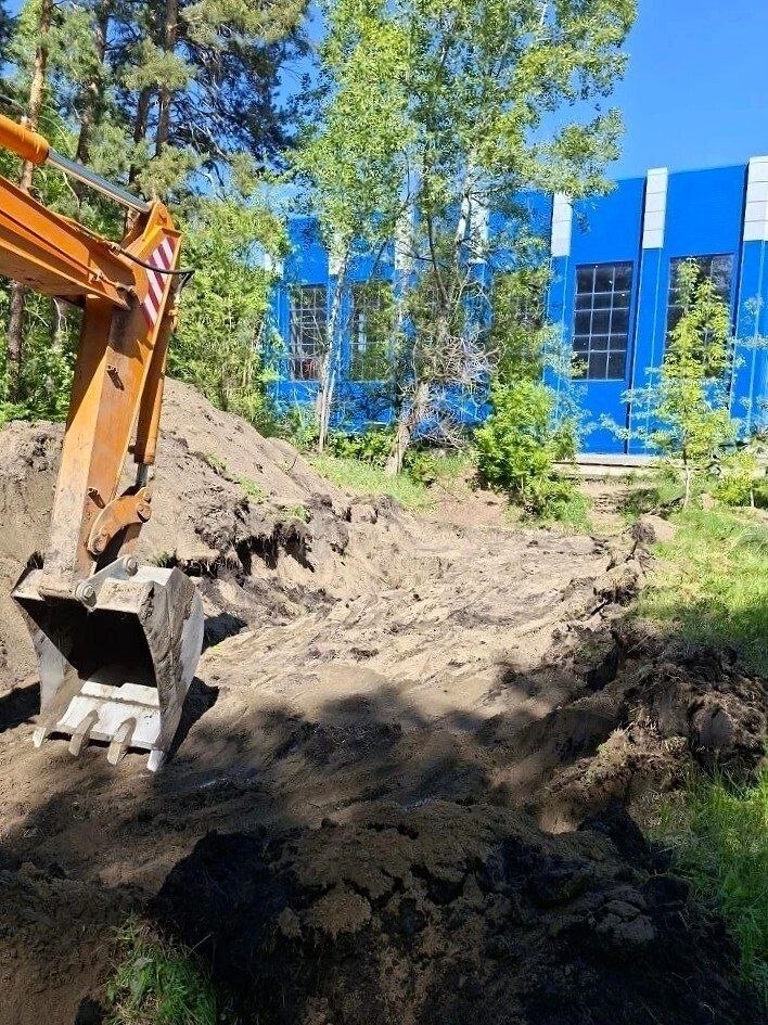 В Бийске ликвидируют советское наследие: начался снос бомбоубежища в квартале АБ