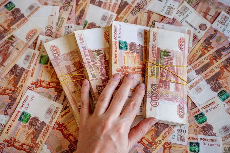 Администрация Бийска спрогнозировала рост заработных плат в городе в ближайшие годы