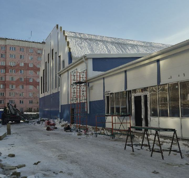 Новый бассейн на Зеленом клине: персонал набирают, работы идут по графику