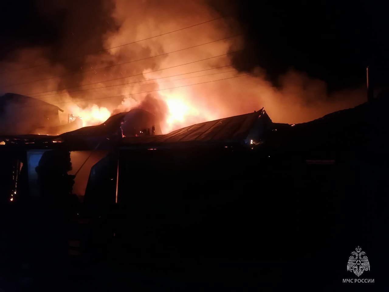 В ночь с 8 на 9 августа в Бийске произошел пожар