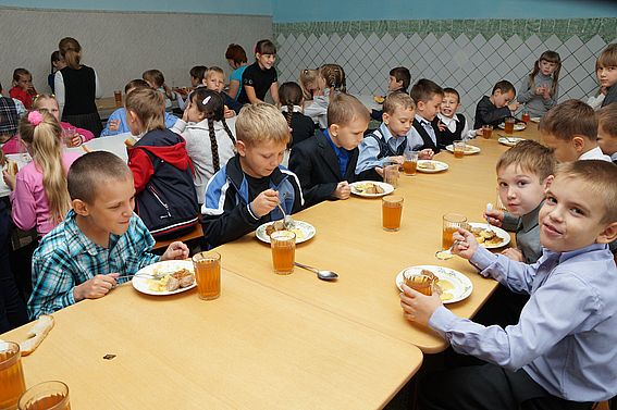 Детское питание в школах России - невкусное