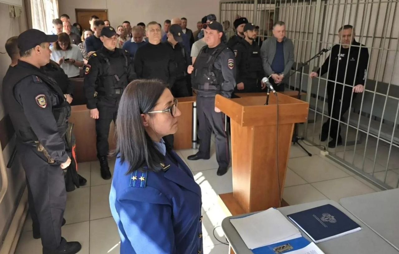 Экс-глава МЧС в Бийске приговорен к 11 годам за хищение 600 млн рублей