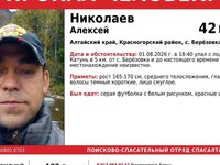 Упавшего с лодки в реку Катунь около села Березовка местного жителя до сих пор ищут спасатели и волонтеры