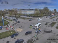 Участок улицы Васильева перекрыли для ремонта