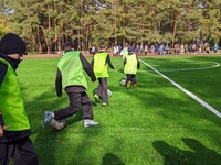 Новое футбольное поле торжественно открыли в Бийске