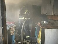 Мужчина госпитализирован после крупного пожара в частном доме в Бийске