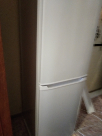 Фотография: Холодильник новый Бирюса 120( с упаковкой)